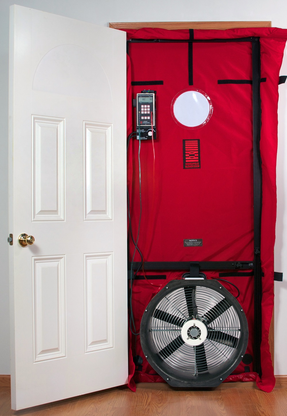 Full setup of a single fan blower door system