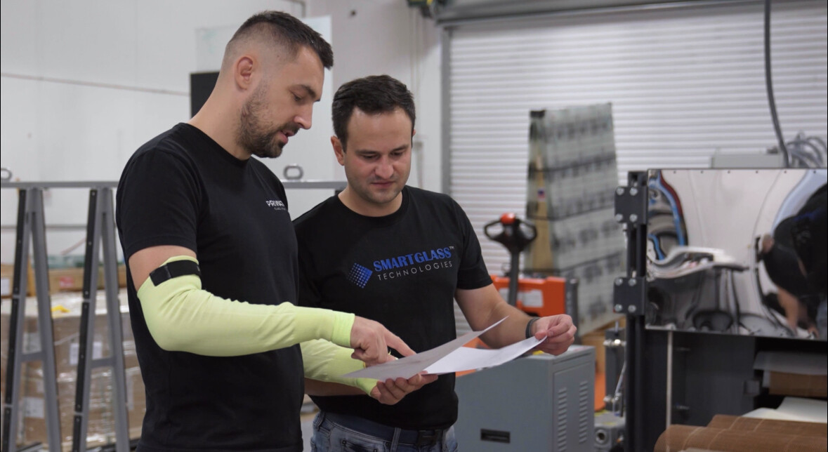 Partner Network Smart Glass Group
